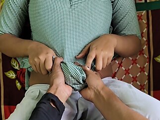 18+ Village School Girl Fuck in valentine's day Hindi Talk