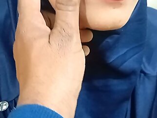 Muslim Desi Bhabhi Jaan Ke Rasil Lips Ko Chus Chus Lal Kar Diya, Muslims Lip Kissing xvideos Fucking