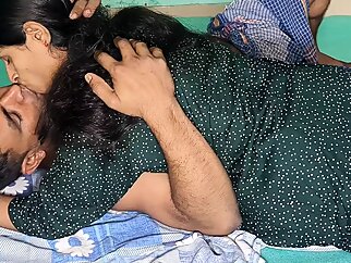 INDIAN AMADURE WHOMEN PARNITA SEX VIDEO