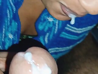 Desi bhabhi cumshot in mouth excellent blowjob homemade video