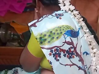 Indian beauty aunty big boobs