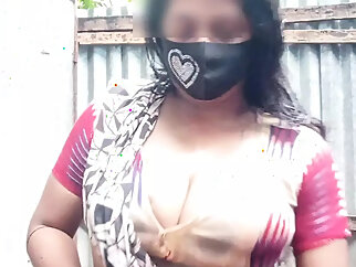 Sabita Bhabi's Hot Figure