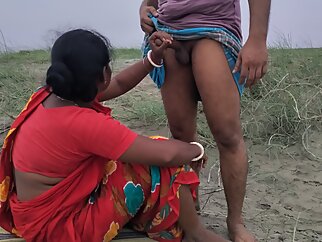 Dinajpuri best Desi Bengali Boudi in Red Saree Fucked at Outdoor Fucked My Bengali Boudi Very hot Xvideo Most Perfect Bengali Boudi